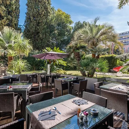 Cezanne Hotel