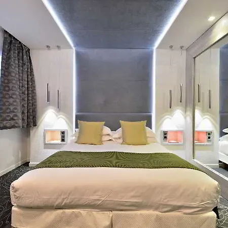 Cezanne 4*