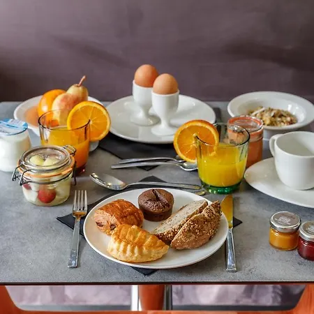 Szálloda Cezanne 4*