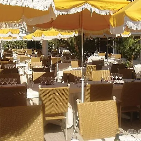 Cezanne 4*